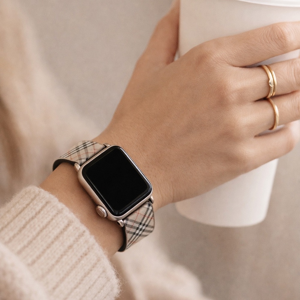 Plaid Beige Leather Apple Watch Band - Classic Tan Pattern